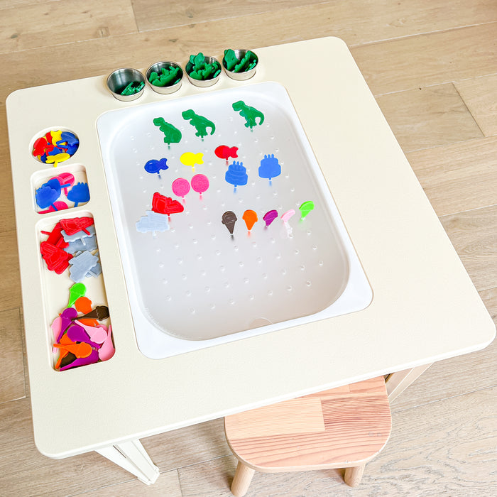 Acrylic Pegs for Standard Acrylic Peg Board™