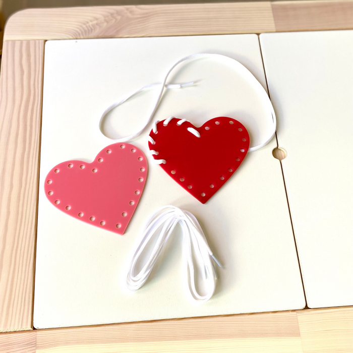 Lacing Hearts (2 ct)